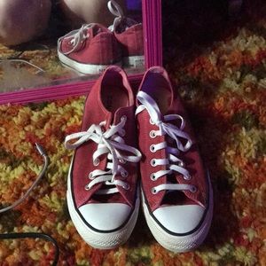 Red Converse!